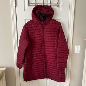 Eddie Bauer Women’s Microlight Traveler Down Parka